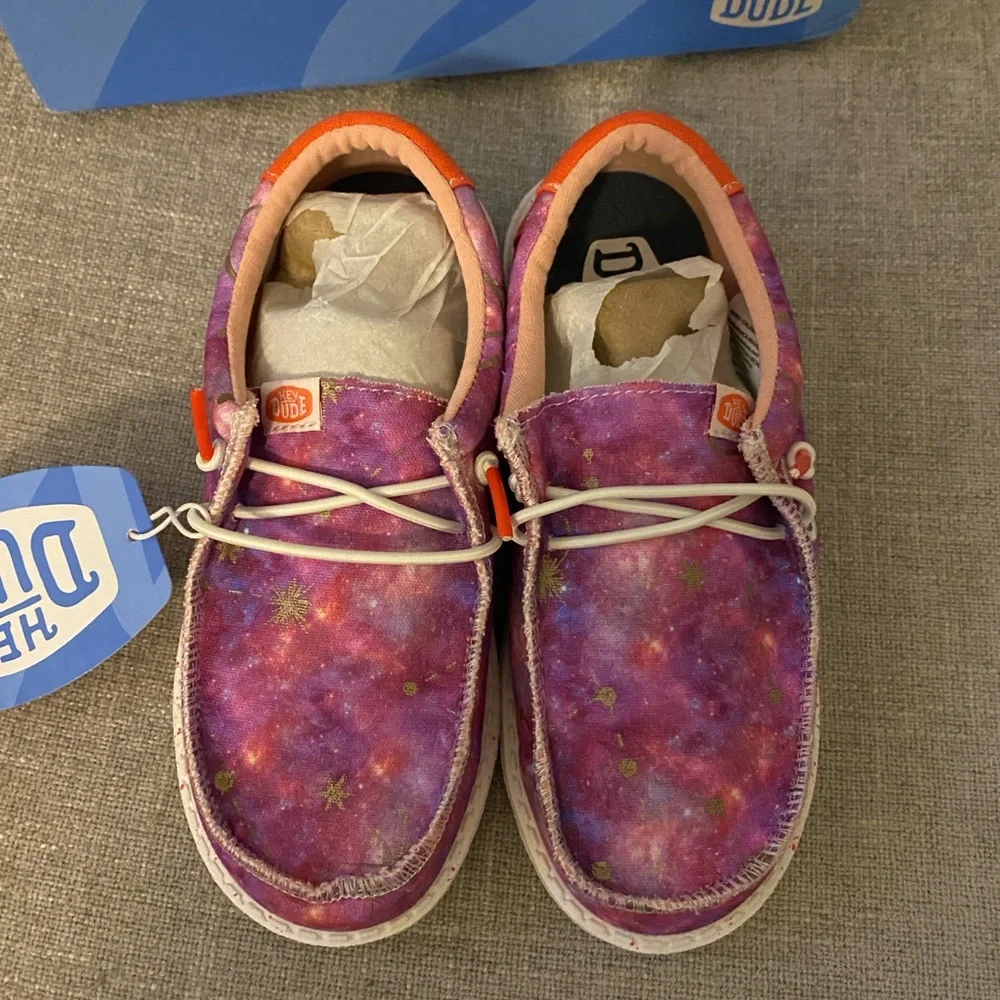 Youth (Toddler) Hey Dudes size 12 - Picture 2 of 4